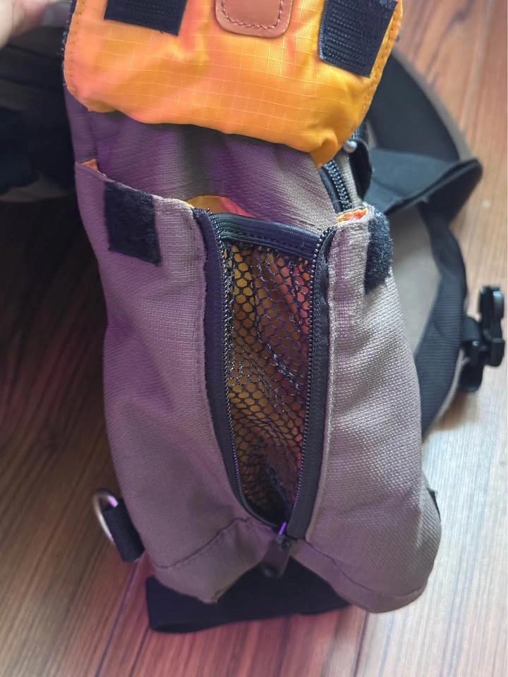 Lewis and Clark messenger bag convertible to backpack - photo 5