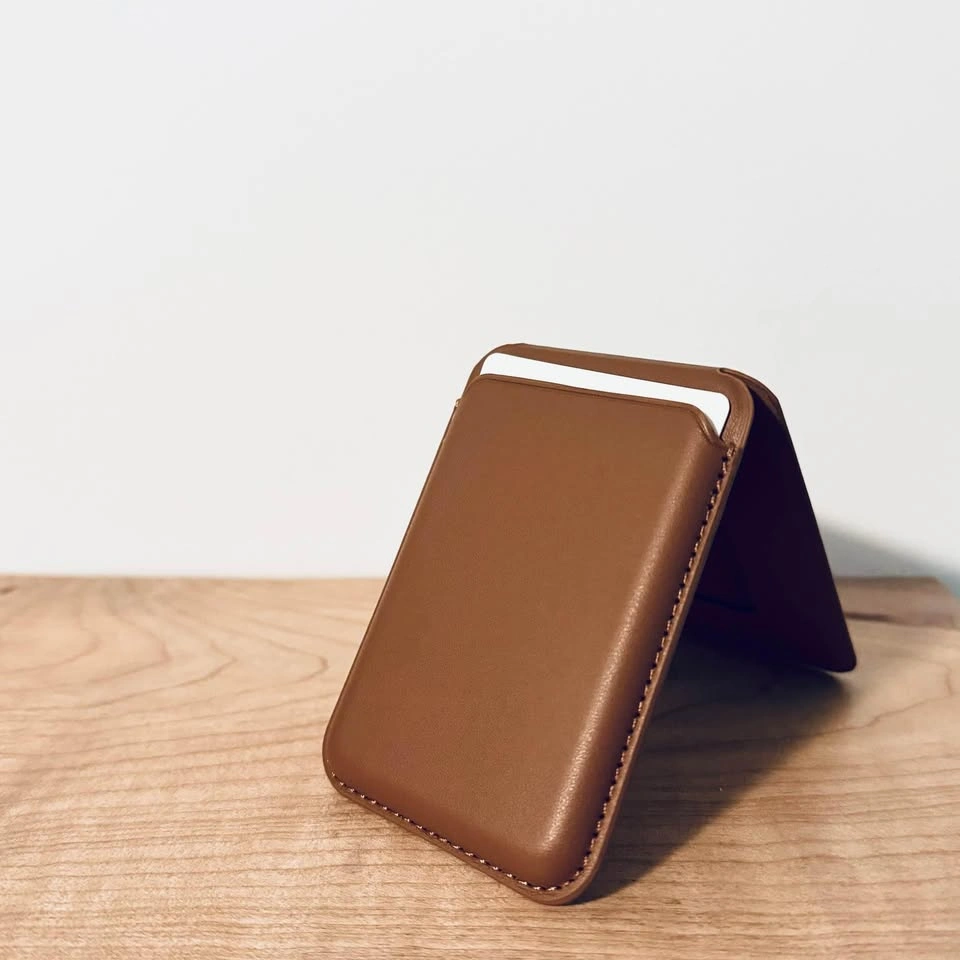 MagSafe Wallet and Stand - photo 2