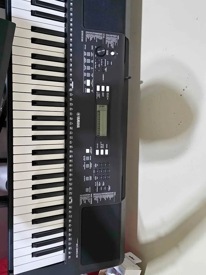 Piano with stand thumbnail