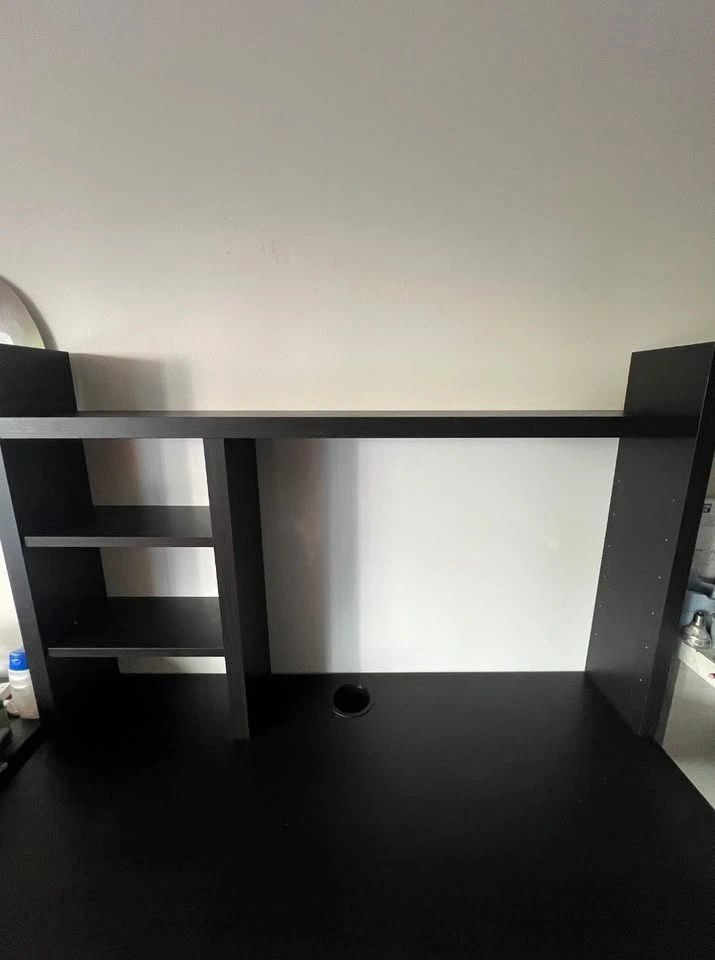 Ikea Micke Desk with Hutch - photo 3