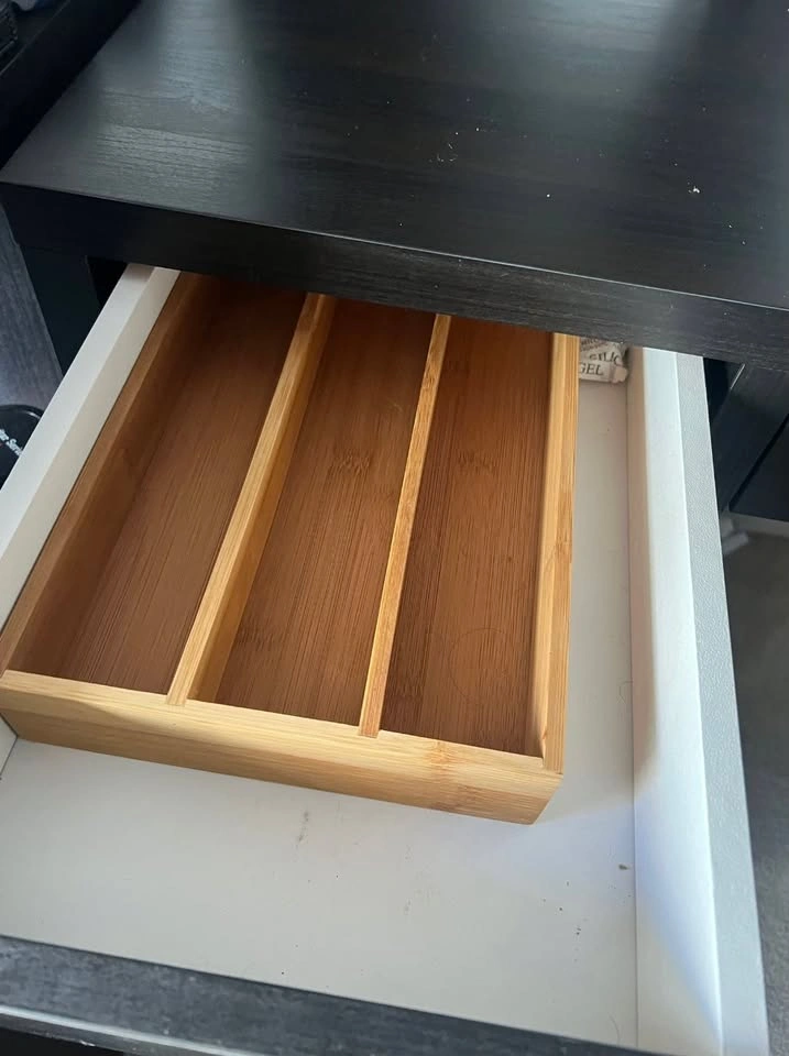 Ikea Micke Desk with Hutch - photo 4