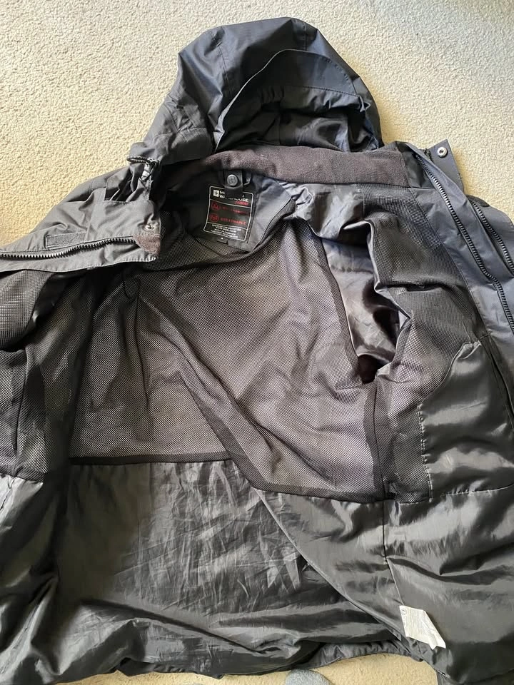 Mountain Warehouse Waterproof Jacket - Men's Medium - photo 2
