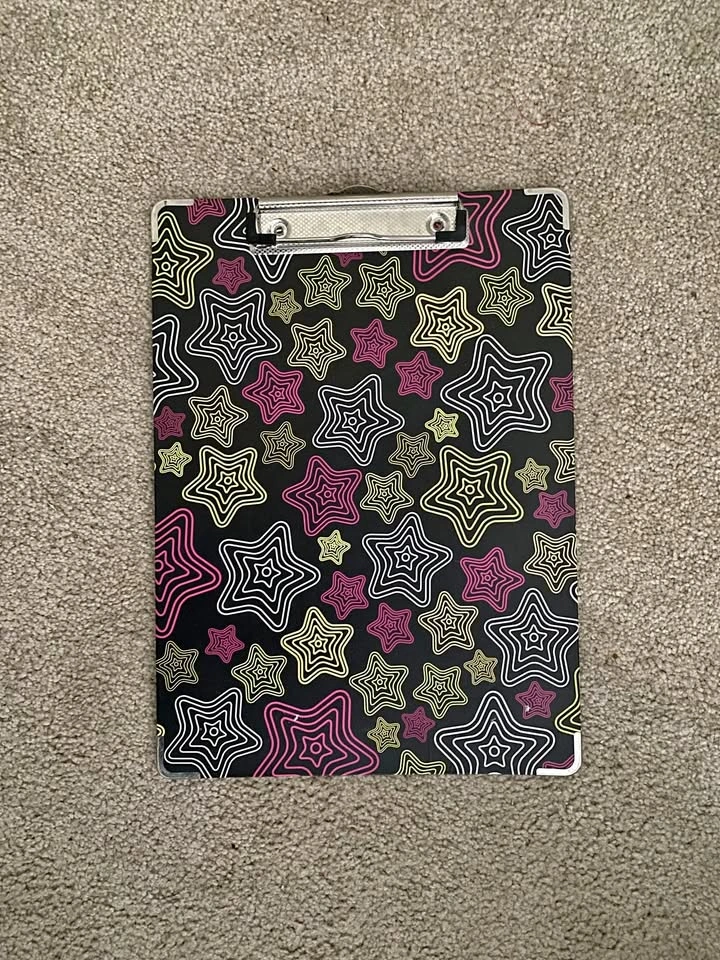 Fun Star-Patterned Clipboard