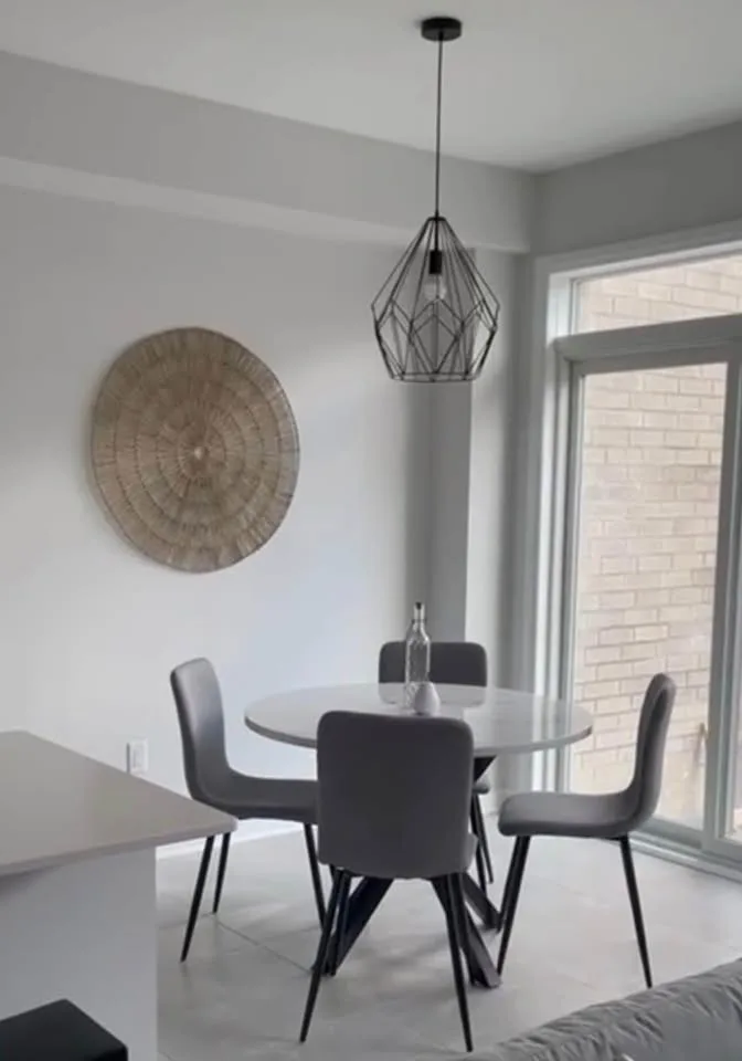 Black Geometric Pendant Light image indicator(3)