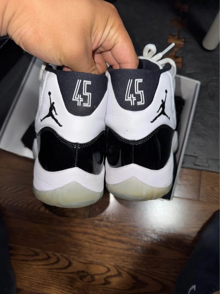 Air Jordan 11 Retro Concord Size 9 - photo 4