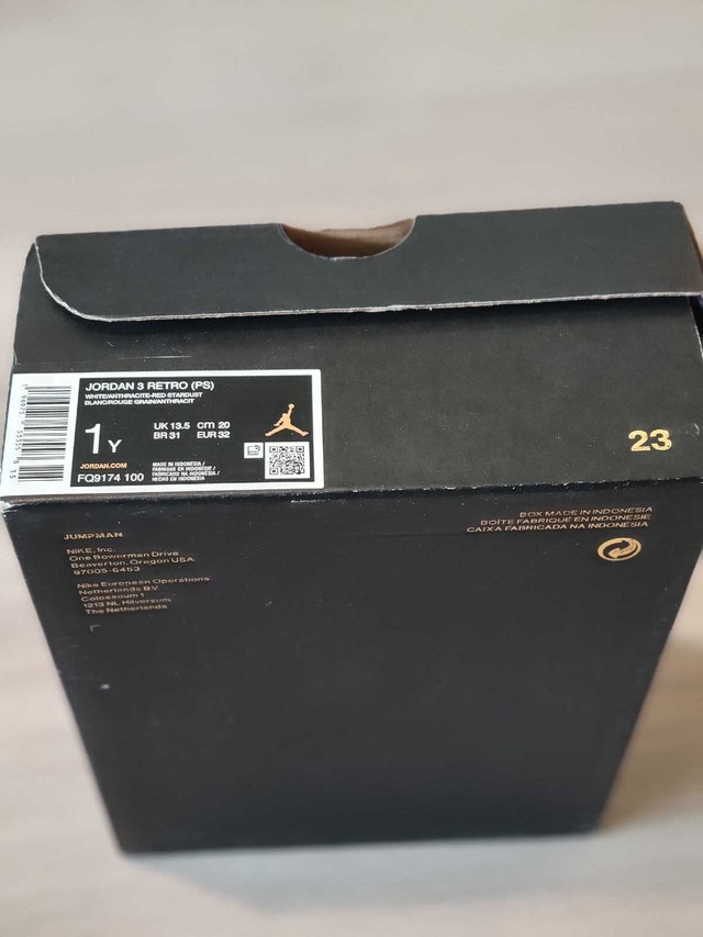 NIKE JORDAN 3 RETRO (PS) $100 OBO used - photo 2