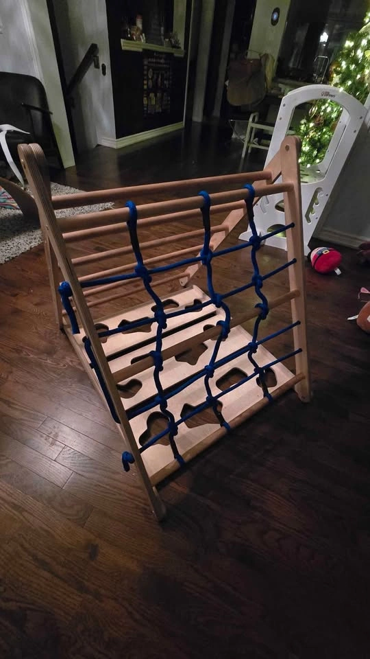Good condition kids pikler Climbing triangle - photo 2