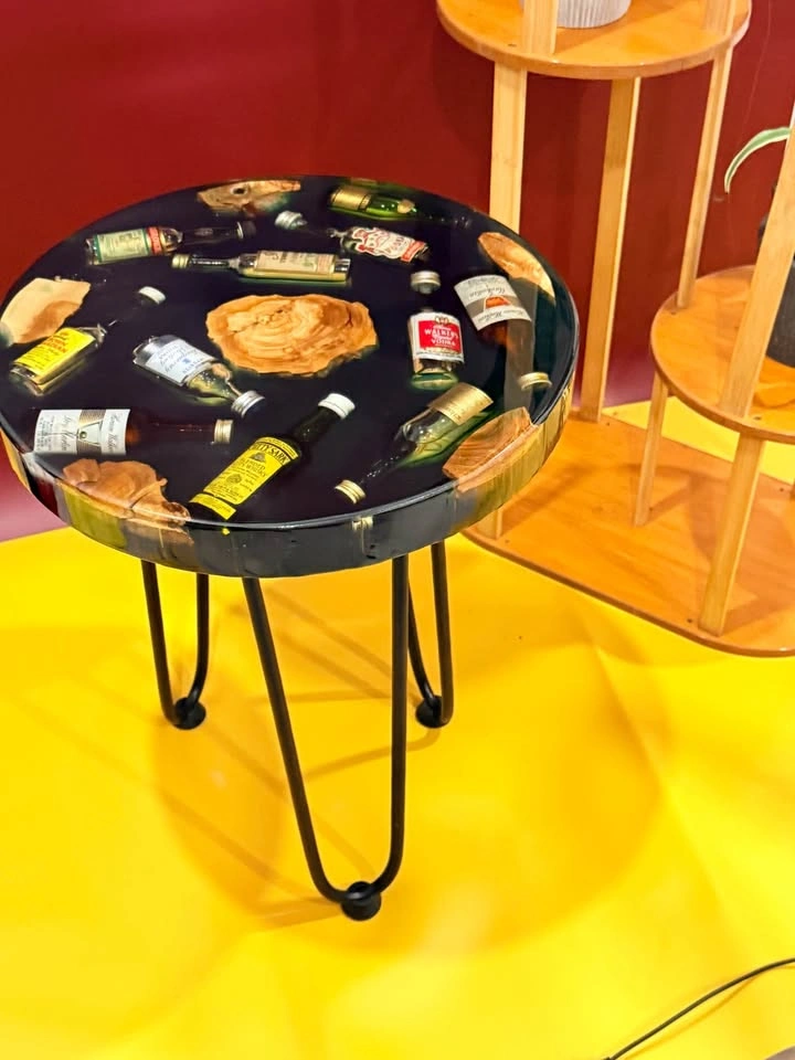 Epoxy Resin Vintage Liquor Table - photo 2