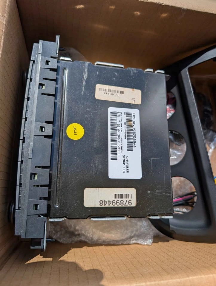 Car Stereo w/ CD and Auxiliary - photo 3