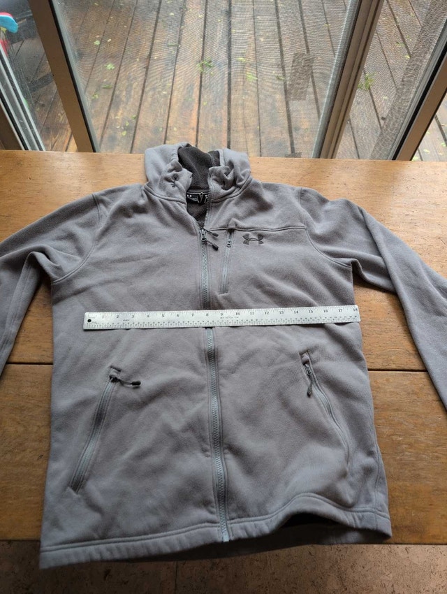 Under Armour Full Zip Fleece - Men's Medium