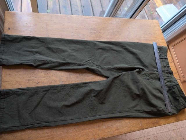 Parasuco Jeans - Size 14 green womans