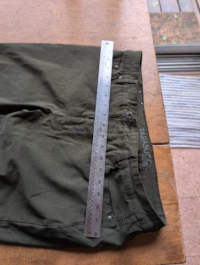 Parasuco Jeans - Size 14 green womans - photo 2