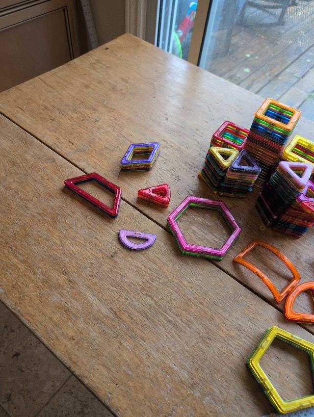 Magna Tiles and Similar Magnetic Building Blocks Lot - photo 4