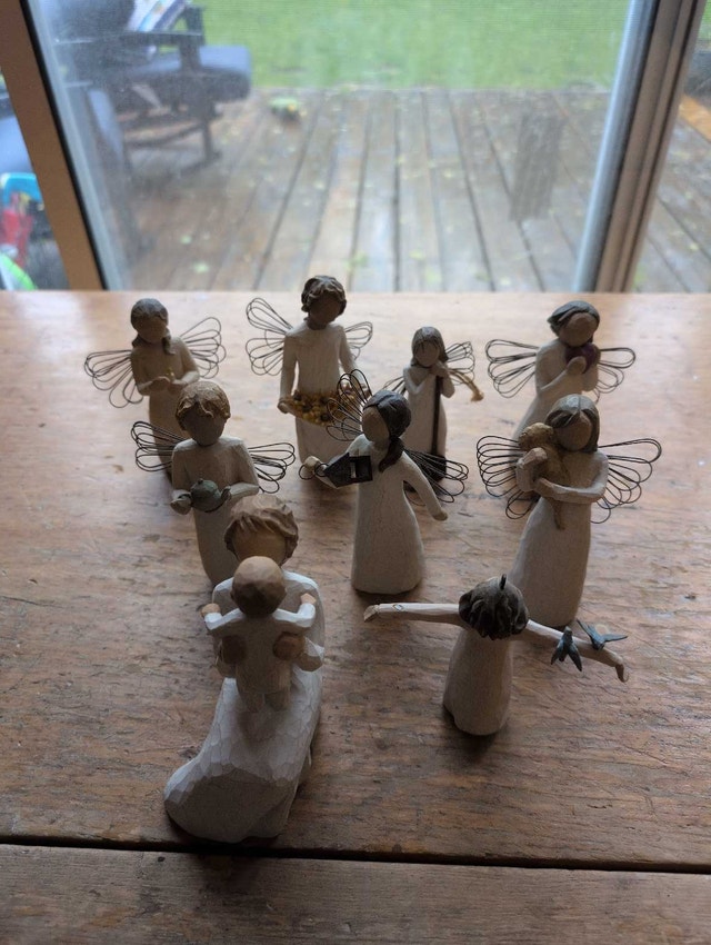 Willow Tree Figurines lot of 9