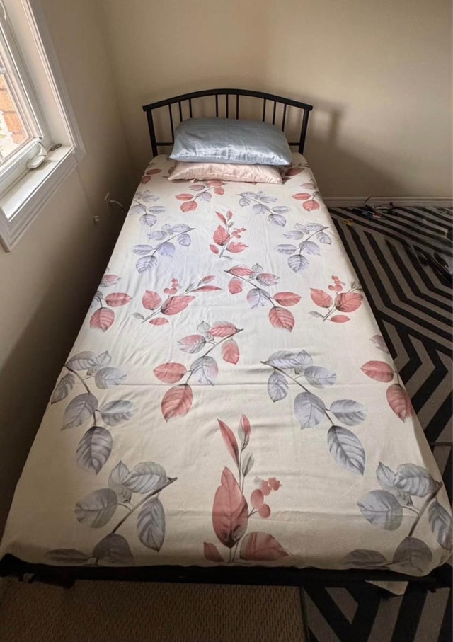 Twin Bed