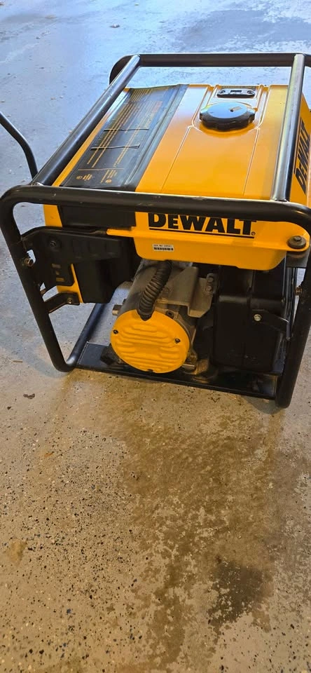 DeWalt DG2900 Generator Honda GX160 5.5 - photo 5