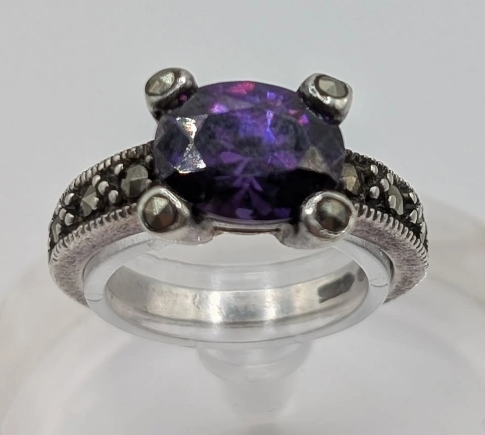 Vintage Shimmering Amethyst Ring, Size 7, in Silver - photo 4