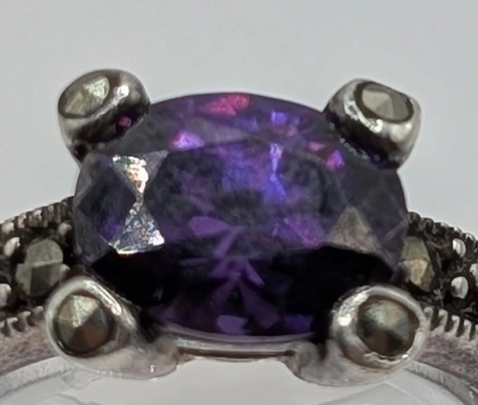 Vintage Shimmering Amethyst Ring, Size 7, in Silver - photo 5