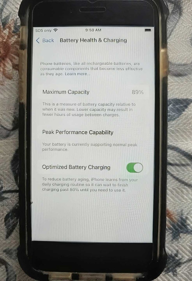 iPhone 8 — 89% Battery Health - photo 2