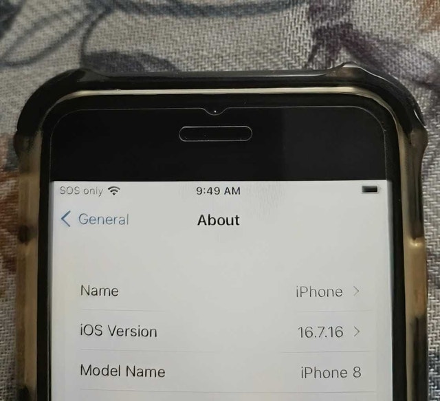 iPhone 8 — 89% Battery Health - photo 3