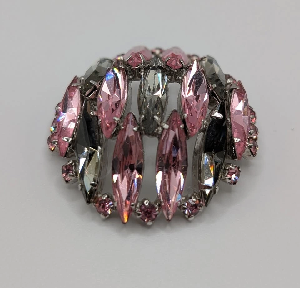 Pink & Grey VTG Crystal Brooch, Hallmarked Sherman - photo 4