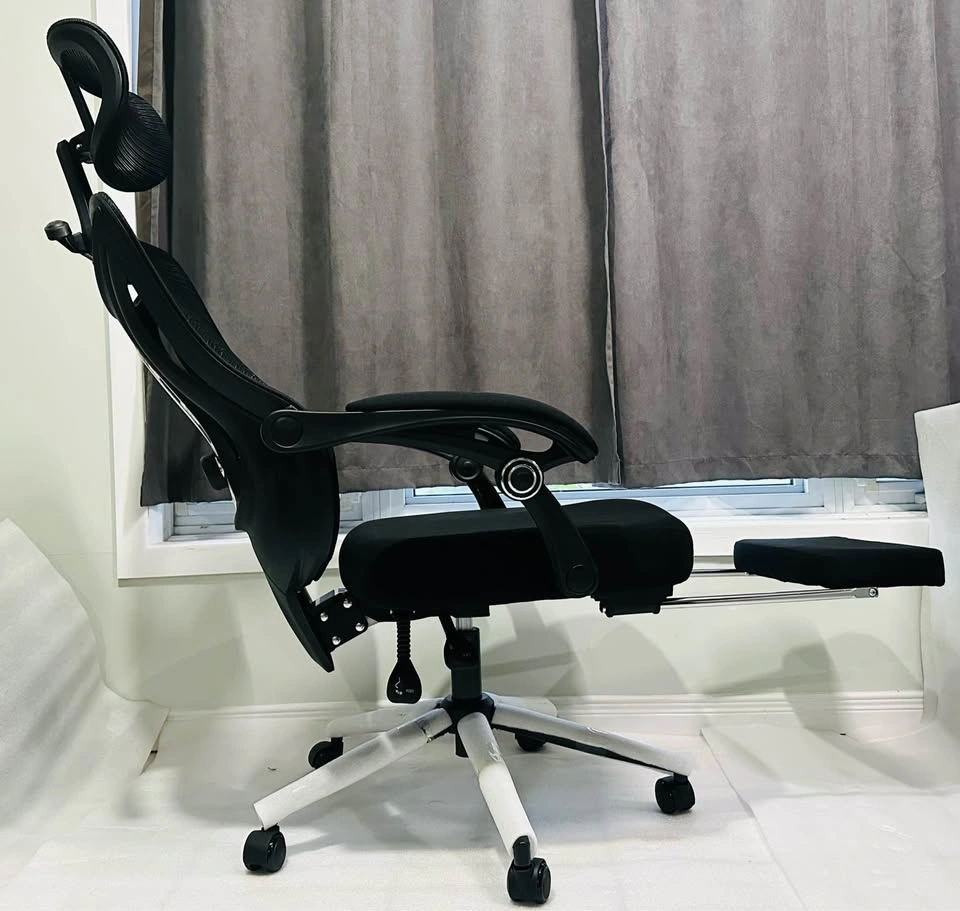 Brand New Ergonomic Office Chair with Footrest - photo 4