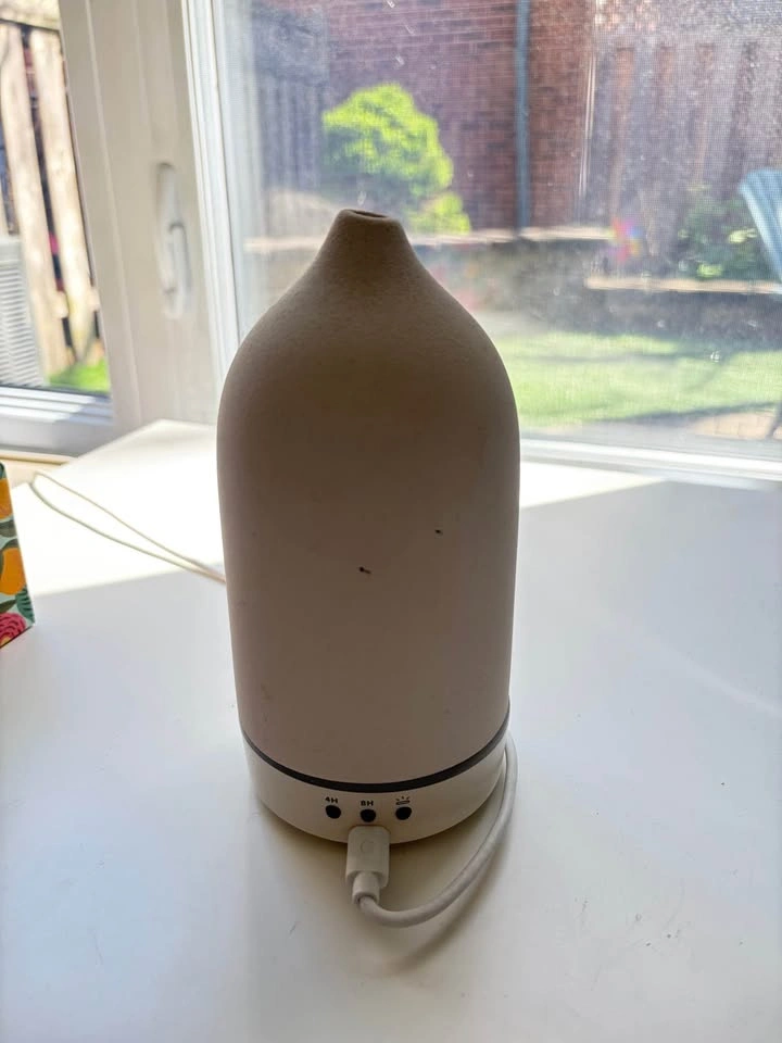 Vitruvi Essential Oil Diffuser - photo 2