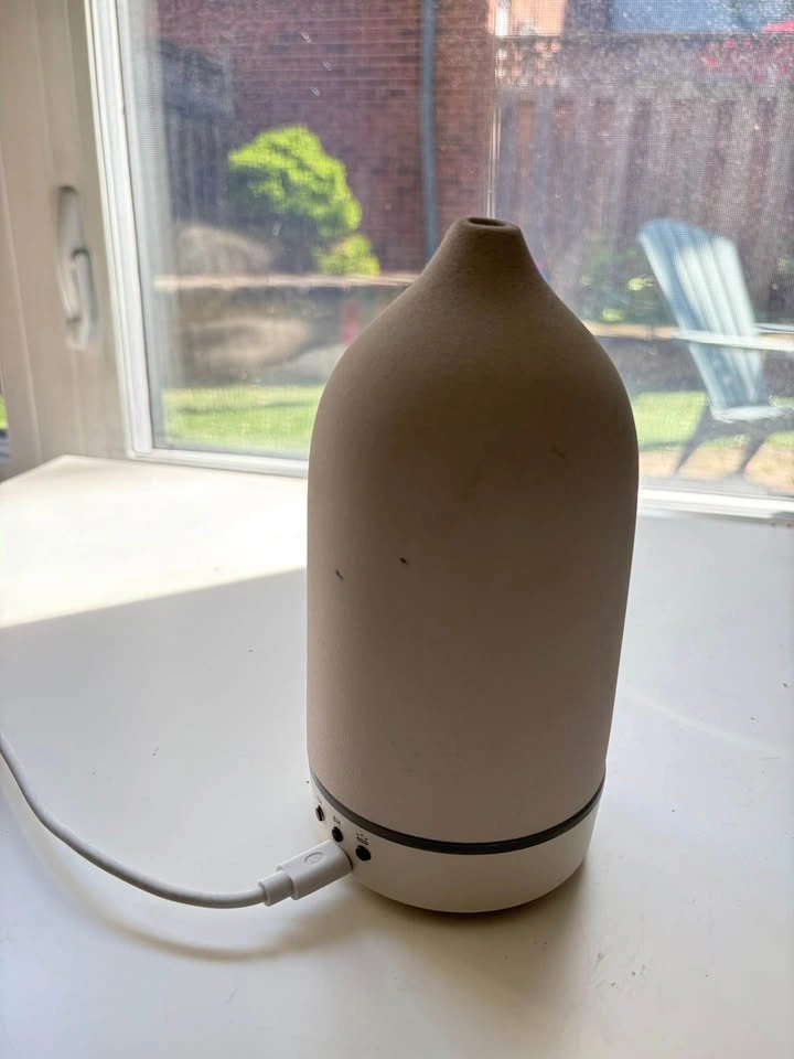 Vitruvi Essential Oil Diffuser - photo 3