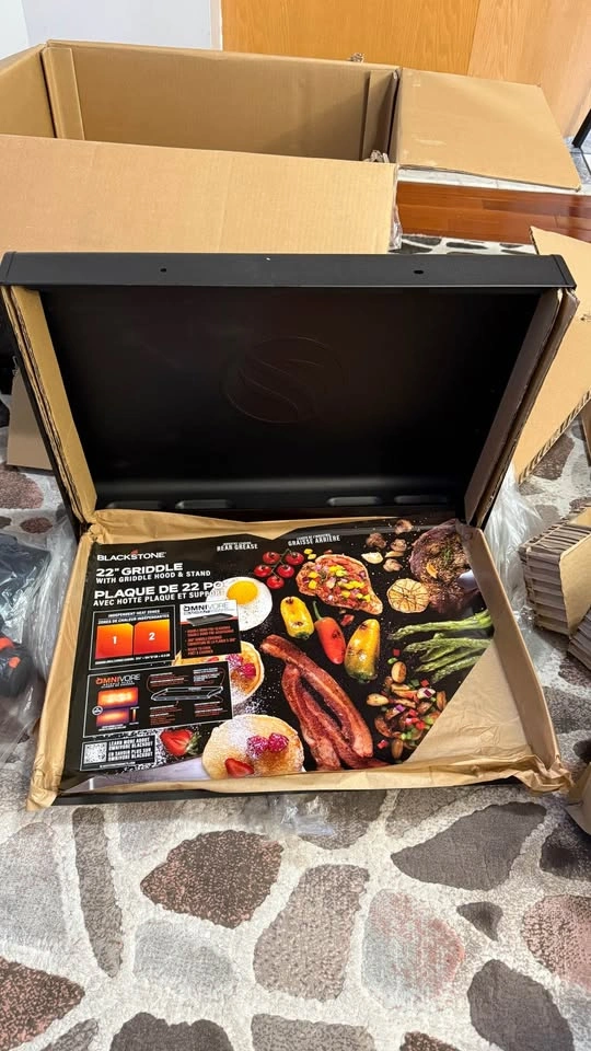 Blackstone Griddle 22" Brand New Never Used - photo 3