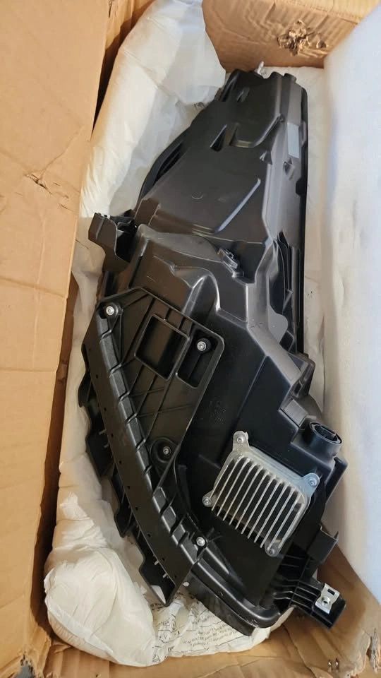 Tesla Model Y 3 Headlights Assembly 2021-2023 - photo 2