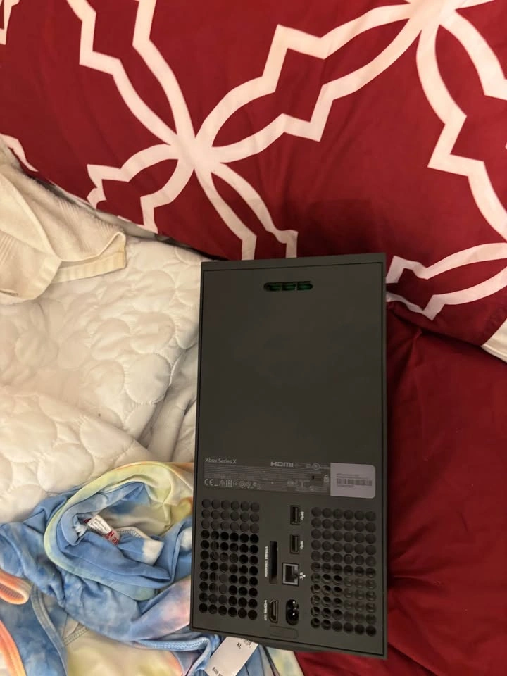Xbox Series X - photo 3