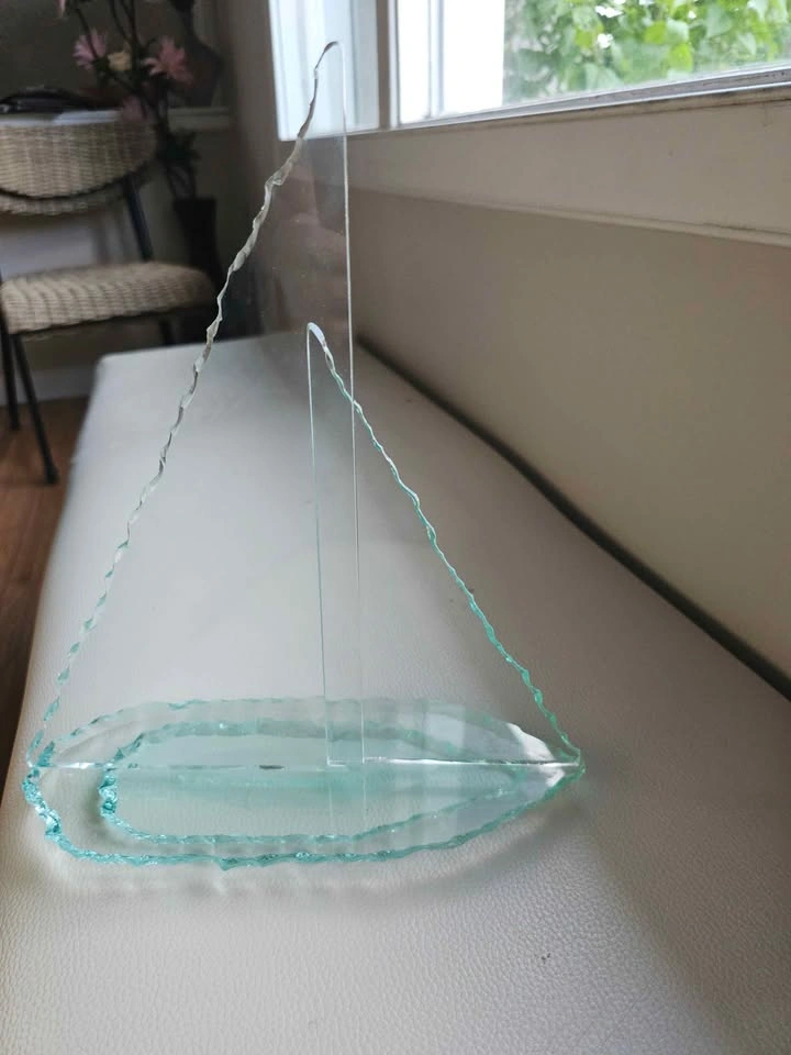 Glass Sailboat Decoration - photo 3