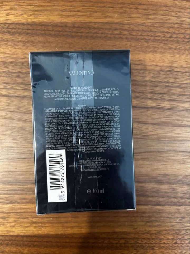 🚨Valentino Born In Roma- Brand New & Sealed - photo 2