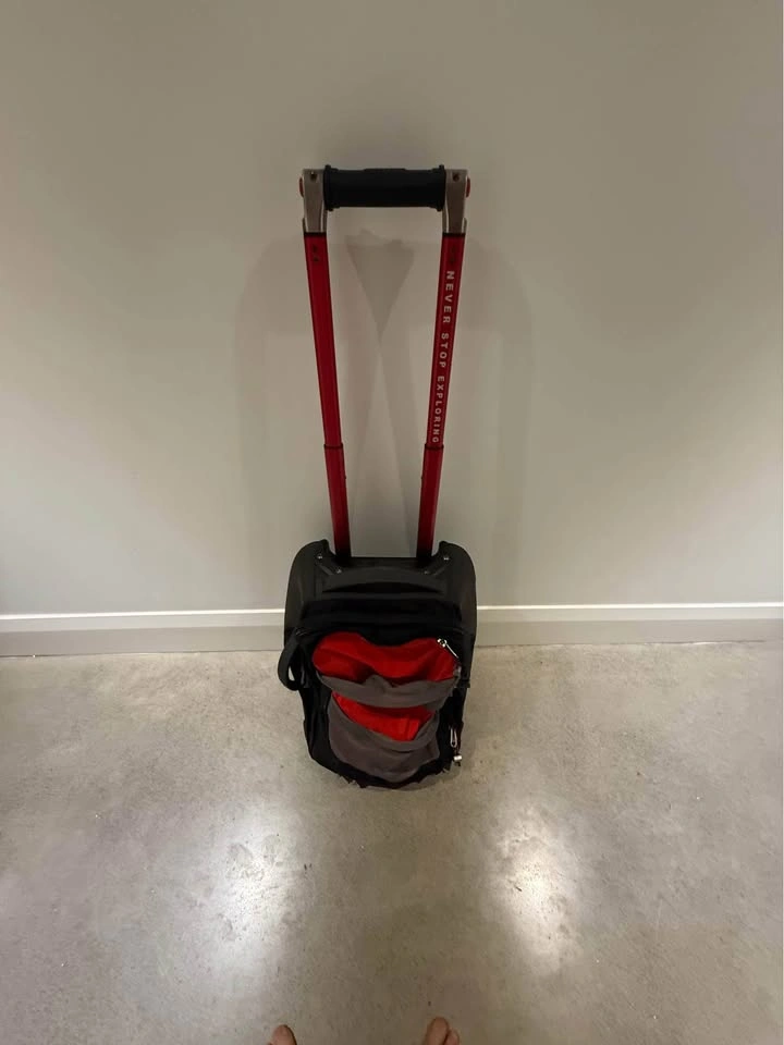 North Face Base Camp Rolling Thunder 22 Carry On Luggage - photo 3