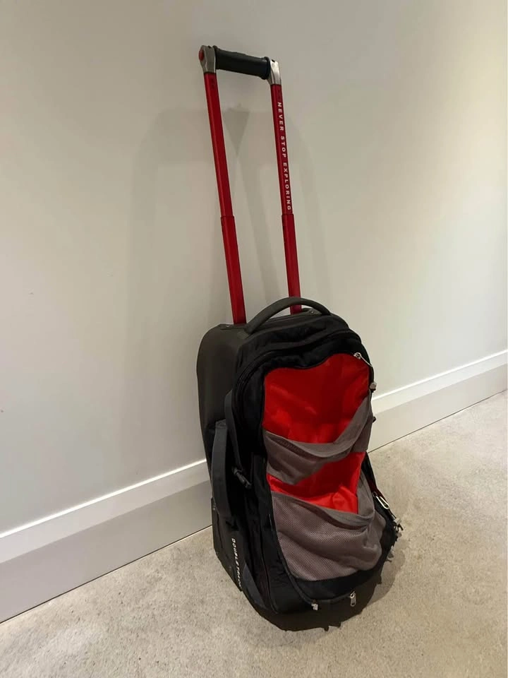 North Face Base Camp Rolling Thunder 22 Carry On Luggage - photo 4