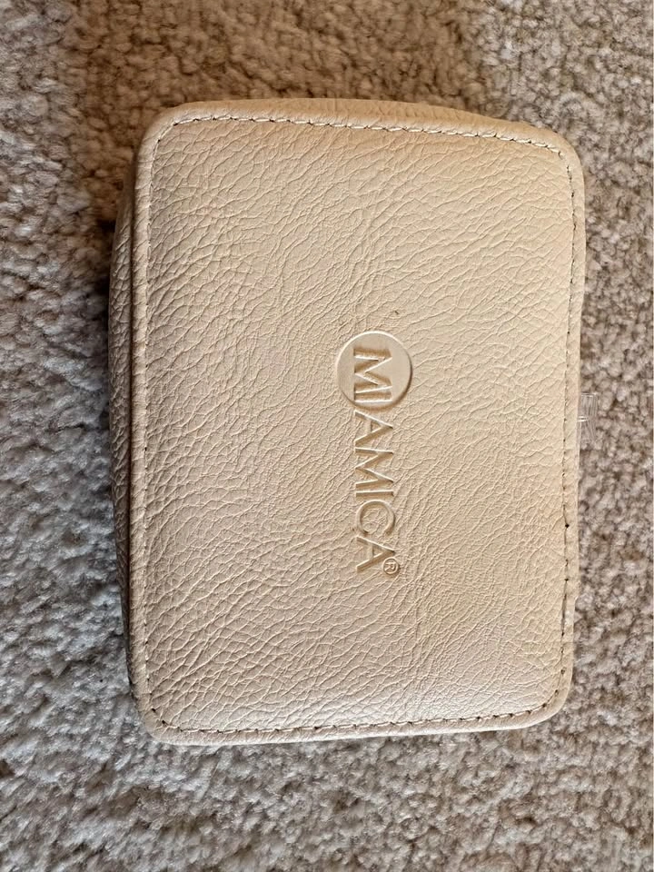 Weekly medication wallet - photo 4