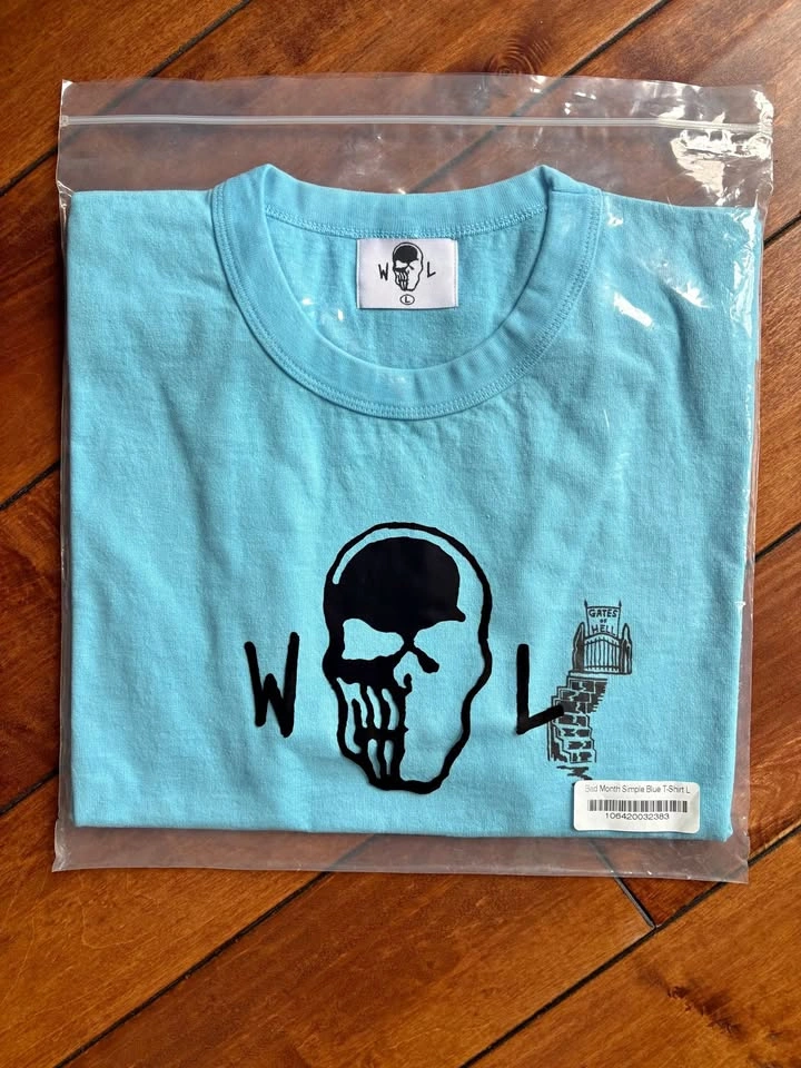 BRAND NEW Warren Lotas Tshirt