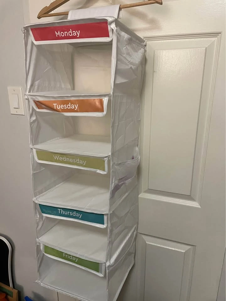 Days of the Week Hanging Closet Organizer - photo 2