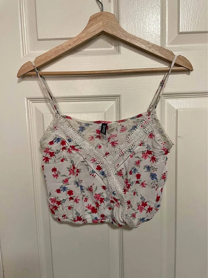 H&M Divided Floral Crop Cami