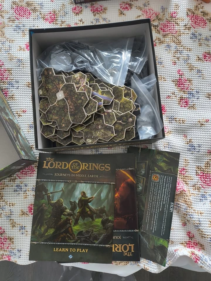 Lord of the Rings Journeys in Middle-earth Board Game + Expansio - photo 5