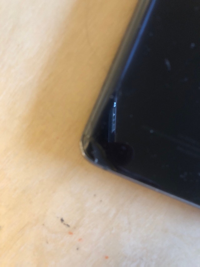 SAMSUNG S10 (Damaged But Works!) - photo 5