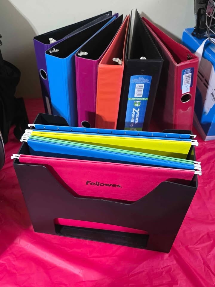 Binders and paper organizer - photo 2