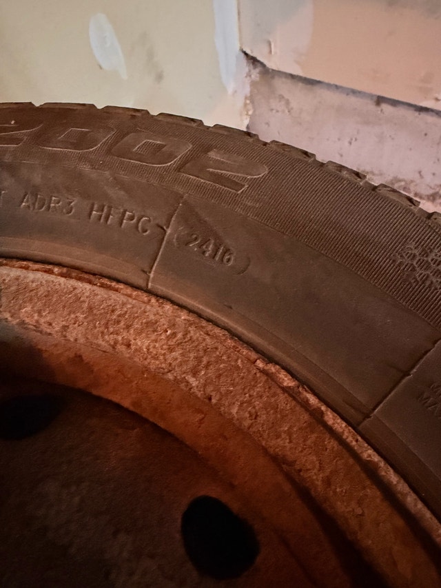 215/60/R16 Tires and Rims - photo 3