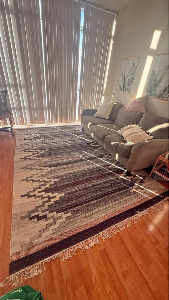 8 x 10 Wool Rug