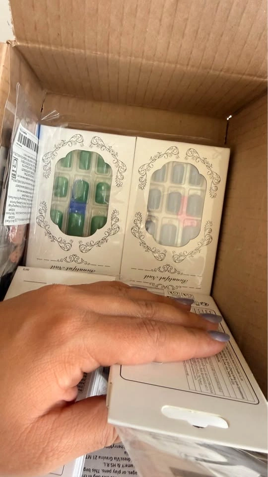 Press on nails - photo 2