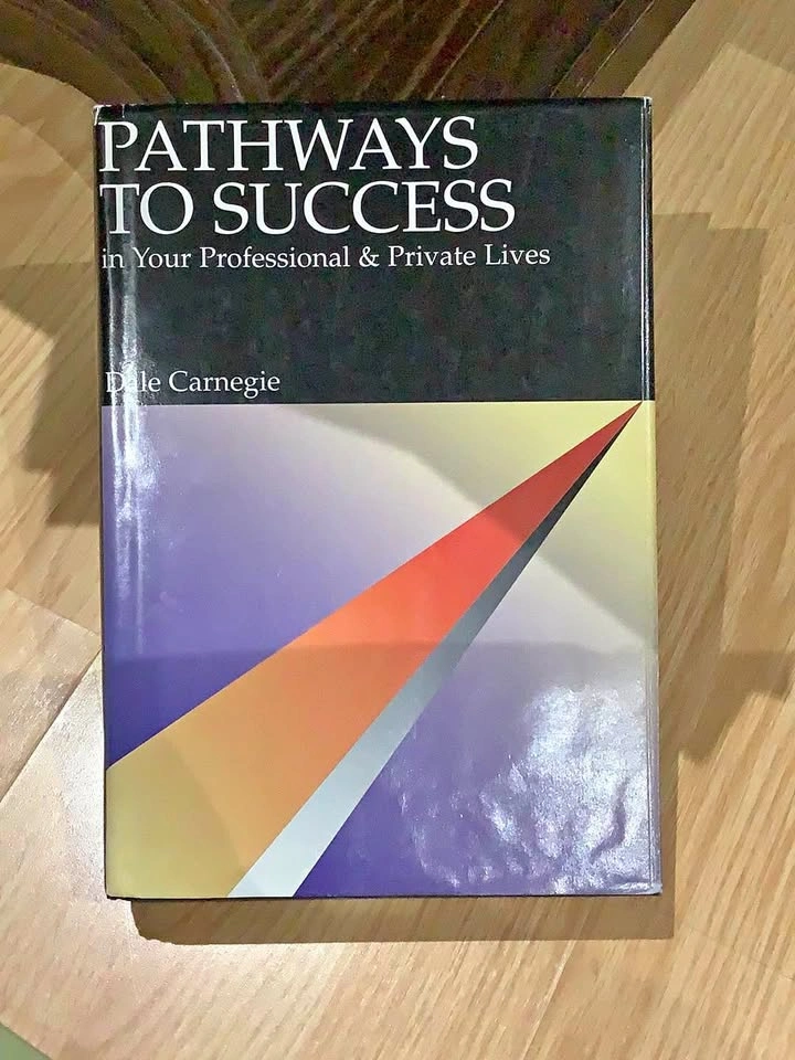 Dale Carnegie Books: How to Win Friends & Influence, Stop Worryi