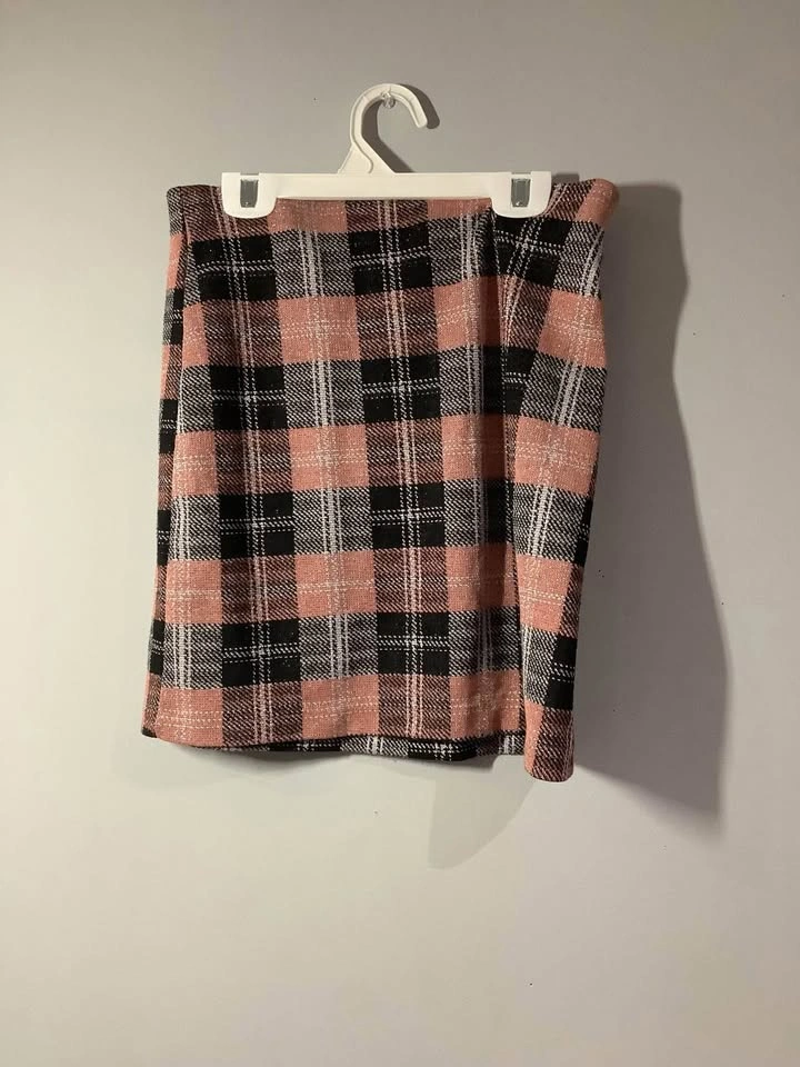 H&M Divided Skirt - Size S