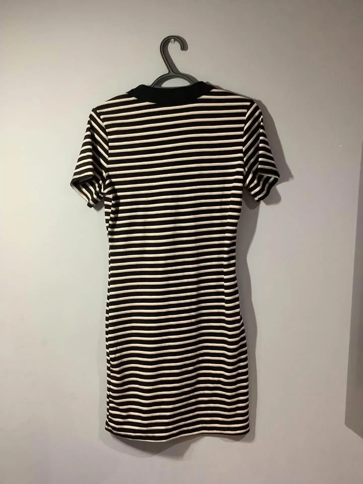 H&M Divided Dress - Size Large - photo 2
