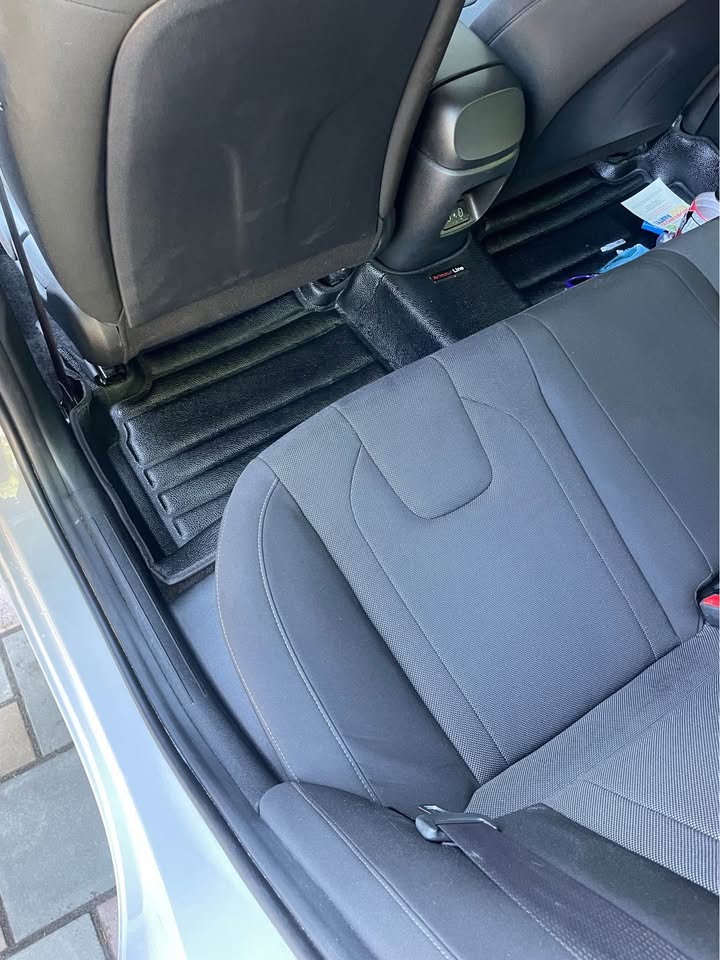 YVR CAR DETAILING FOR SALE - photo 2
