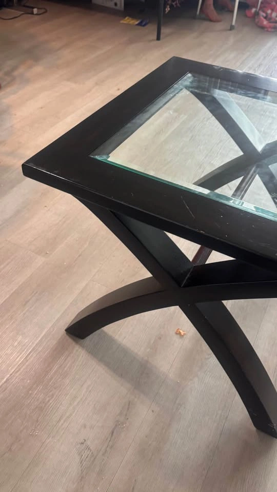 IKEA Glass Coffee Table – Modern, Strong & Stylish - photo 4